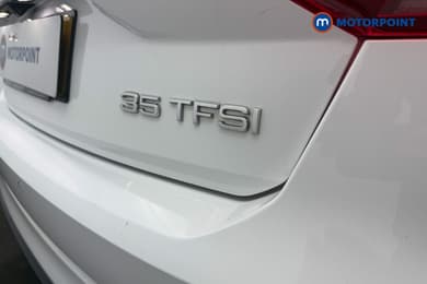 Audi Q2 Black Edition Automatic Petrol SUV - Stock Number (1678036) - 23rd supplementary image