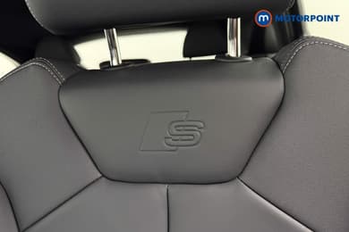 Audi Q3 Black Edition Manual Petrol SUV - Stock Number (1688066) - 8th supplementary image