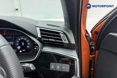 Audi Q3 Black Edition Manual Petrol SUV - Stock Number (1688066) - 41st supplementary image