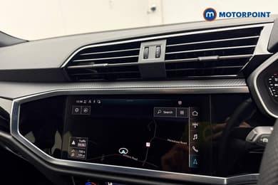 Audi Q3 Black Edition Manual Petrol SUV - Stock Number (1688066) - 45th supplementary image