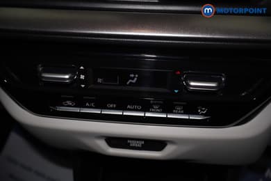 Suzuki Swift Ultra Manual Petrol Hatchback - Stock Number (1688283) - 9th supplementary image