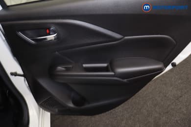 Suzuki Swift Ultra Manual Petrol Hatchback - Stock Number (1688283) - 30th supplementary image