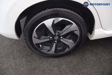 Suzuki Swift Ultra Manual Petrol Hatchback - Stock Number (1688283) - 38th supplementary image