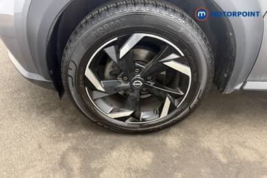 Nissan Juke N-Connecta Manual Petrol SUV - Stock Number (1678733) - 25th supplementary image