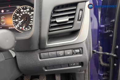 Nissan Qashqai Acenta Premium Manual Petrol SUV - Stock Number (1682926) - 21st supplementary image