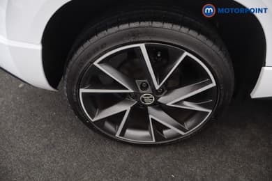 Skoda Karoq Sport Line Automatic Petrol SUV - Stock Number (1687256) - 29th supplementary image