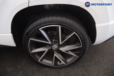 Skoda Karoq Sport Line Automatic Petrol SUV - Stock Number (1687256) - 34th supplementary image