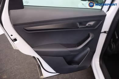 Skoda Karoq Sport Line Automatic Petrol SUV - Stock Number (1687256) - 37th supplementary image