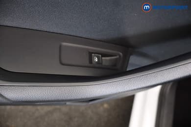 Skoda Karoq Sport Line Automatic Petrol SUV - Stock Number (1687256) - 39th supplementary image