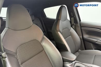 Nissan Juke N-Connecta Manual Petrol SUV - Stock Number (1688241) - 27th supplementary image