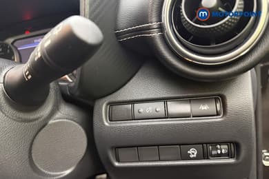 Nissan Juke N-Connecta Manual Petrol SUV - Stock Number (1688241) - 30th supplementary image
