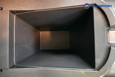 Nissan Juke N-Connecta Manual Petrol SUV - Stock Number (1688241) - 32nd supplementary image