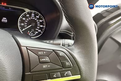 Nissan Juke N-Connecta Manual Petrol SUV - Stock Number (1688241) - 35th supplementary image