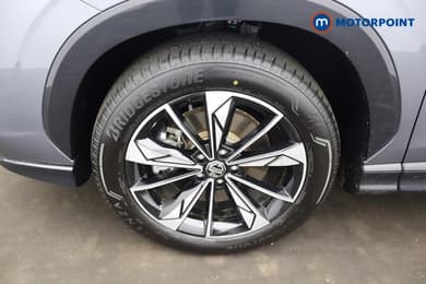 Mg Motor Uk HS Trophy Automatic Petrol-Electric Hybrid SUV - Stock Number (1688793) - 1st supplementary image