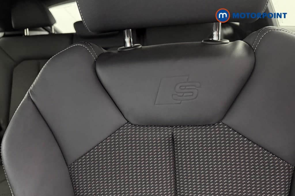 Audi Q3 Black Edition Automatic Petrol SUV - Stock Number (1689980) - 8th supplementary image