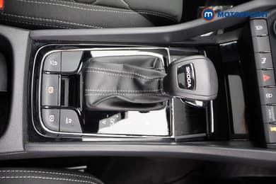 Skoda Karoq Sportline Edition Automatic Petrol SUV - Stock Number (1684829) - 12th supplementary image