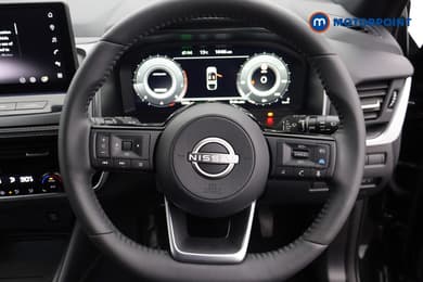 Nissan Qashqai Tekna Manual Petrol SUV - Stock Number (1684840) - 5th supplementary image