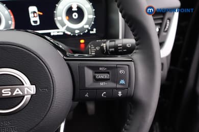 Nissan Qashqai Tekna Manual Petrol SUV - Stock Number (1684840) - 7th supplementary image