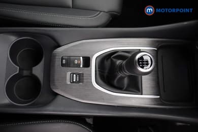 Nissan Qashqai Tekna Manual Petrol SUV - Stock Number (1684840) - 13th supplementary image