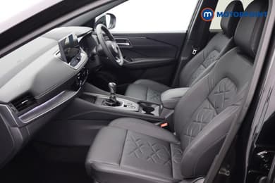 Nissan Qashqai Tekna Manual Petrol SUV - Stock Number (1684840) - 32nd supplementary image