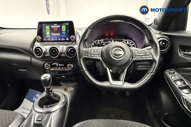 Nissan Juke N-Connecta Manual Petrol SUV - Stock Number (1688235) - 2nd supplementary image