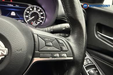 Nissan Juke N-Connecta Manual Petrol SUV - Stock Number (1688235) - 9th supplementary image