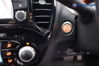 Nissan Juke N-Connecta Automatic Petrol SUV - Stock Number (1651107) - 18th supplementary image
