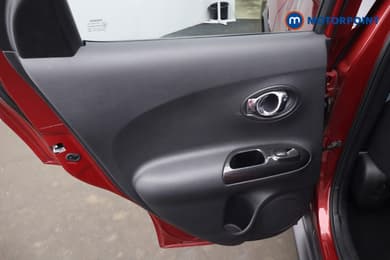 Nissan Juke N-Connecta Automatic Petrol SUV - Stock Number (1651107) - 28th supplementary image