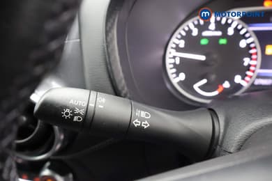 Nissan Juke N-Connecta Manual Petrol SUV - Stock Number (1685650) - 5th supplementary image