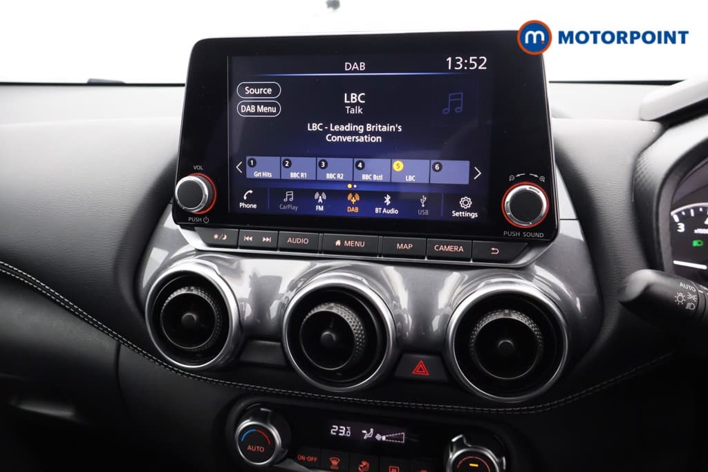 Nissan Juke N-Connecta Manual Petrol SUV - Stock Number (1685650) - 8th supplementary image