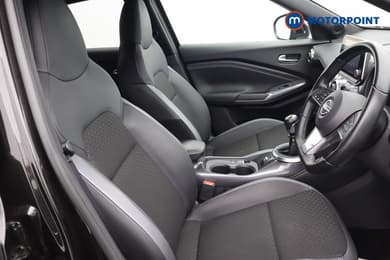 Nissan Juke N-Connecta Manual Petrol SUV - Stock Number (1685650) - 16th supplementary image
