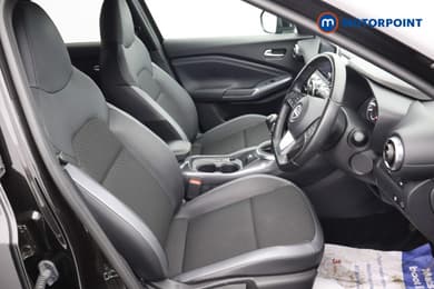 Nissan Juke N-Connecta Manual Petrol SUV - Stock Number (1685650) - 17th supplementary image