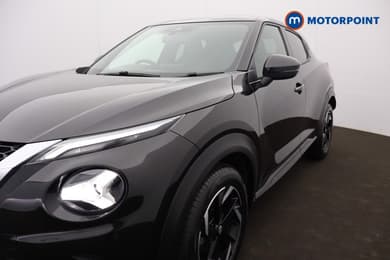 Nissan Juke N-Connecta Manual Petrol SUV - Stock Number (1685650) - 32nd supplementary image