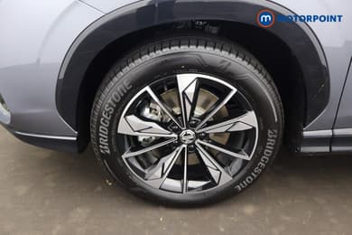 Mg Motor Uk HS Trophy Automatic Petrol-Electric Hybrid SUV - Stock Number (1686130) - 1st supplementary image