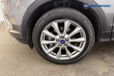 Ford Kuga Titanium Edition Manual Petrol SUV - Stock Number (1691226) - 1st supplementary image