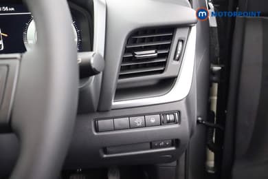 Nissan Qashqai N-Connecta Manual Petrol SUV - Stock Number (1683539) - 7th supplementary image