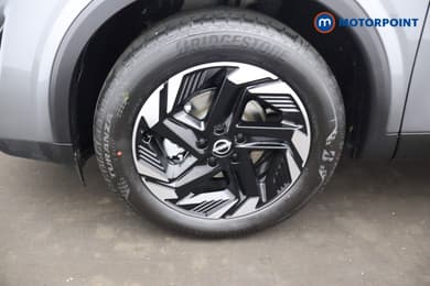 Nissan Qashqai N-Connecta Manual Petrol SUV - Stock Number (1683539) - 31st supplementary image