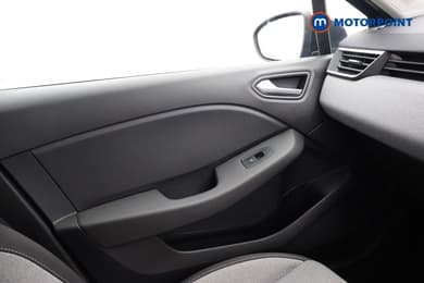 Renault Clio Evolution Manual Petrol Hatchback - Stock Number (1686813) - 12th supplementary image