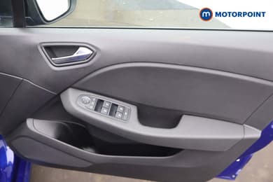 Renault Clio Evolution Manual Petrol Hatchback - Stock Number (1686813) - 13th supplementary image
