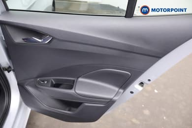 Skoda Fabia Design Edition Manual Petrol Hatchback - Stock Number (1690177) - 17th supplementary image