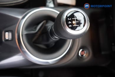 Nissan Juke Tekna Manual Petrol SUV - Stock Number (1690367) - 9th supplementary image