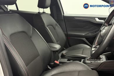 Ford Focus St-Line X Manual Petrol Hatchback - Stock Number (1680994) - 19th supplementary image