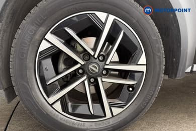 Nissan Juke N-Connecta Manual Petrol SUV - Stock Number (1686592) - 12th supplementary image