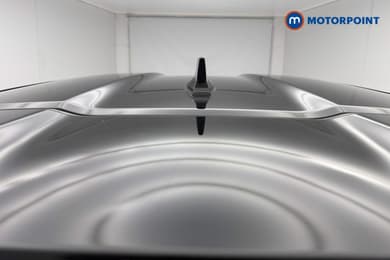 Nissan Juke N-Connecta Manual Petrol SUV - Stock Number (1686592) - 29th supplementary image