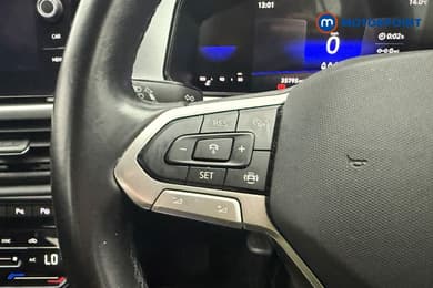 Volkswagen T-Roc Life Manual Petrol SUV - Stock Number (1692791) - 9th supplementary image