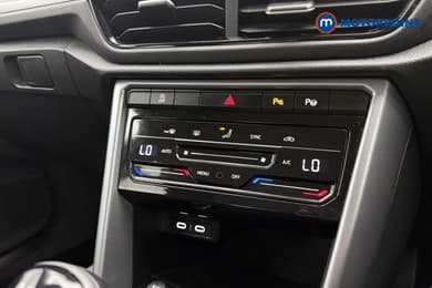 Volkswagen T-Roc Life Manual Petrol SUV - Stock Number (1692791) - 15th supplementary image