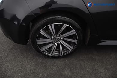 Toyota Corolla Design Automatic Petrol-Electric Hybrid Hatchback - Stock Number (1680686) - 26th supplementary image