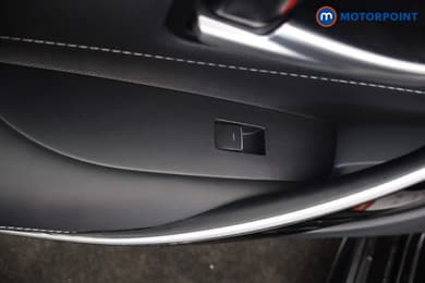 Toyota Corolla Design Automatic Petrol-Electric Hybrid Hatchback - Stock Number (1680686) - 39th supplementary image