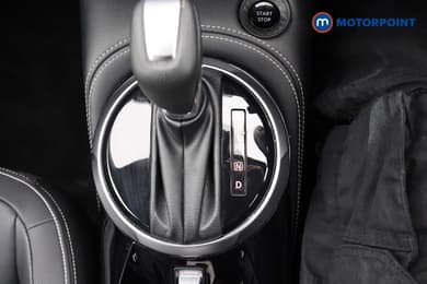 Nissan Juke Tekna Automatic Petrol-Electric Hybrid SUV - Stock Number (1691493) - 9th supplementary image