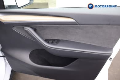 Tesla Model Y Rwd 5Dr Auto Automatic Electric SUV - Stock Number (1692901) - 9th supplementary image